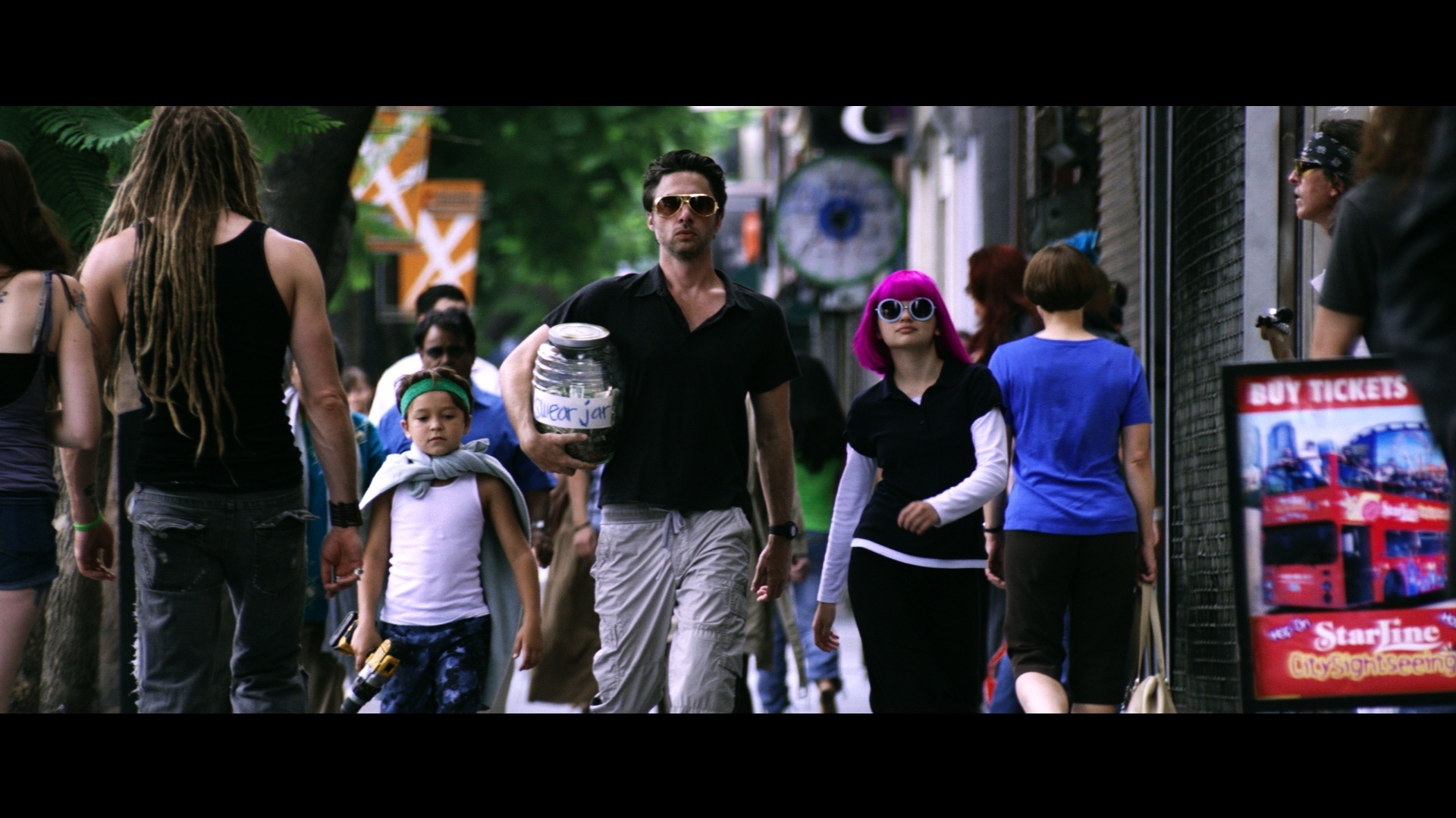 pierce-gagnon-zach-braff-and-joey-king-in-wish-i-was-here
