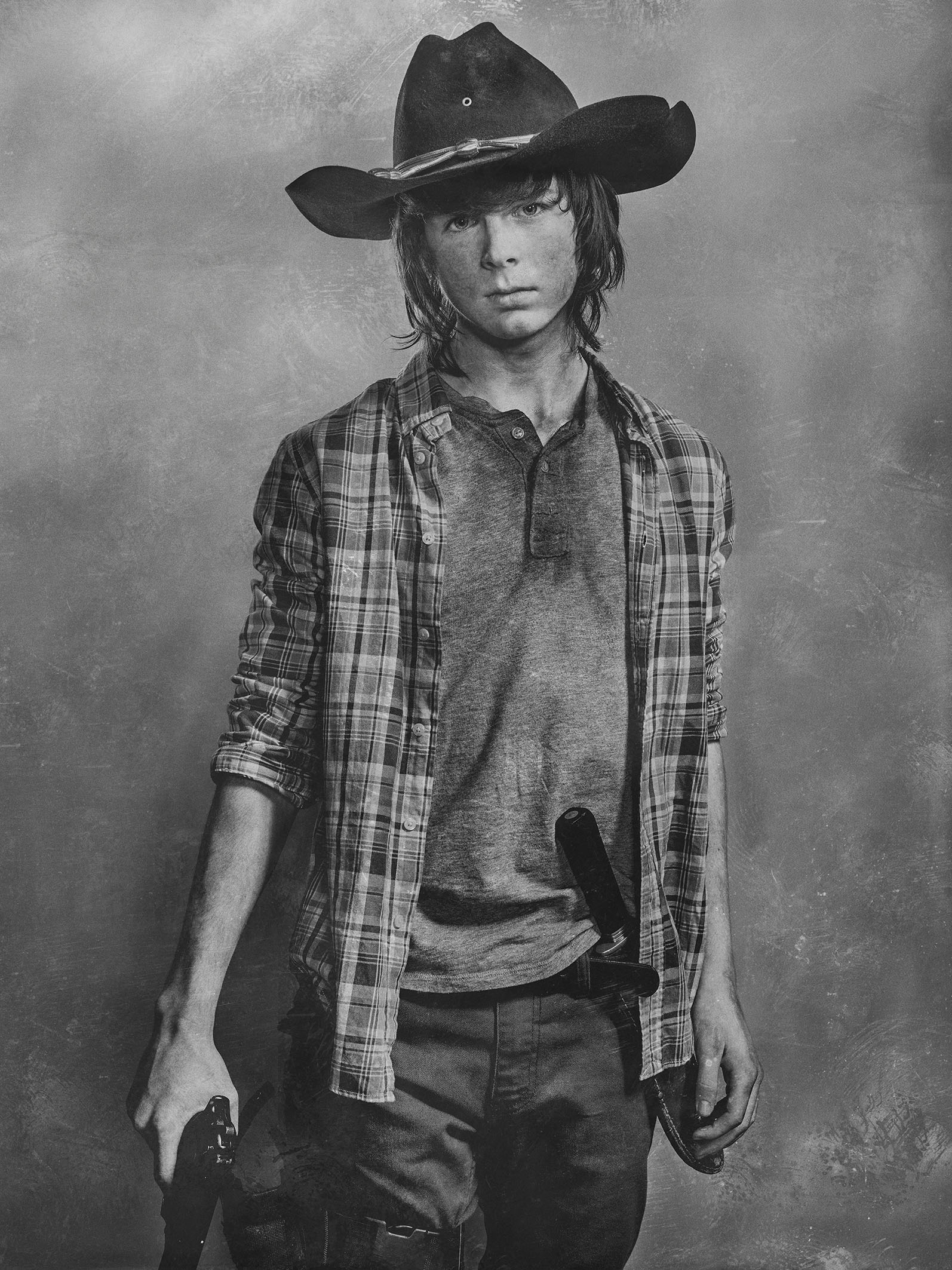 Fight for Survival Begins in The Walking Dead Season 6 Images
