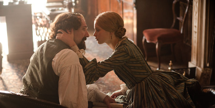 Ralph-Fiennes-and-Felicity-Jones-in-The-Invisible-Woman
