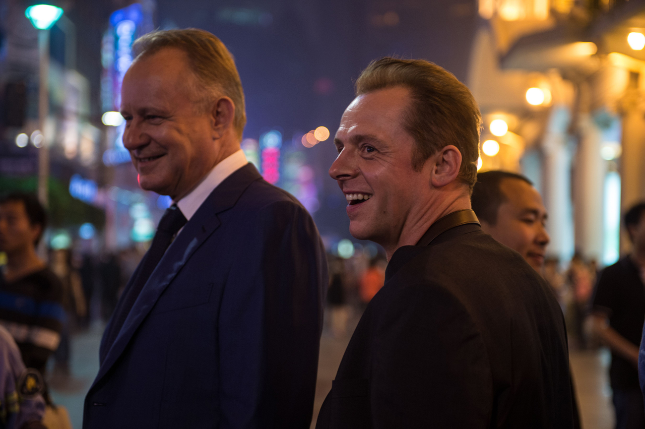 Stellan-Skarsgård-and-Simon-Pegg-in-Hector-and-the-Search-for-Happiness