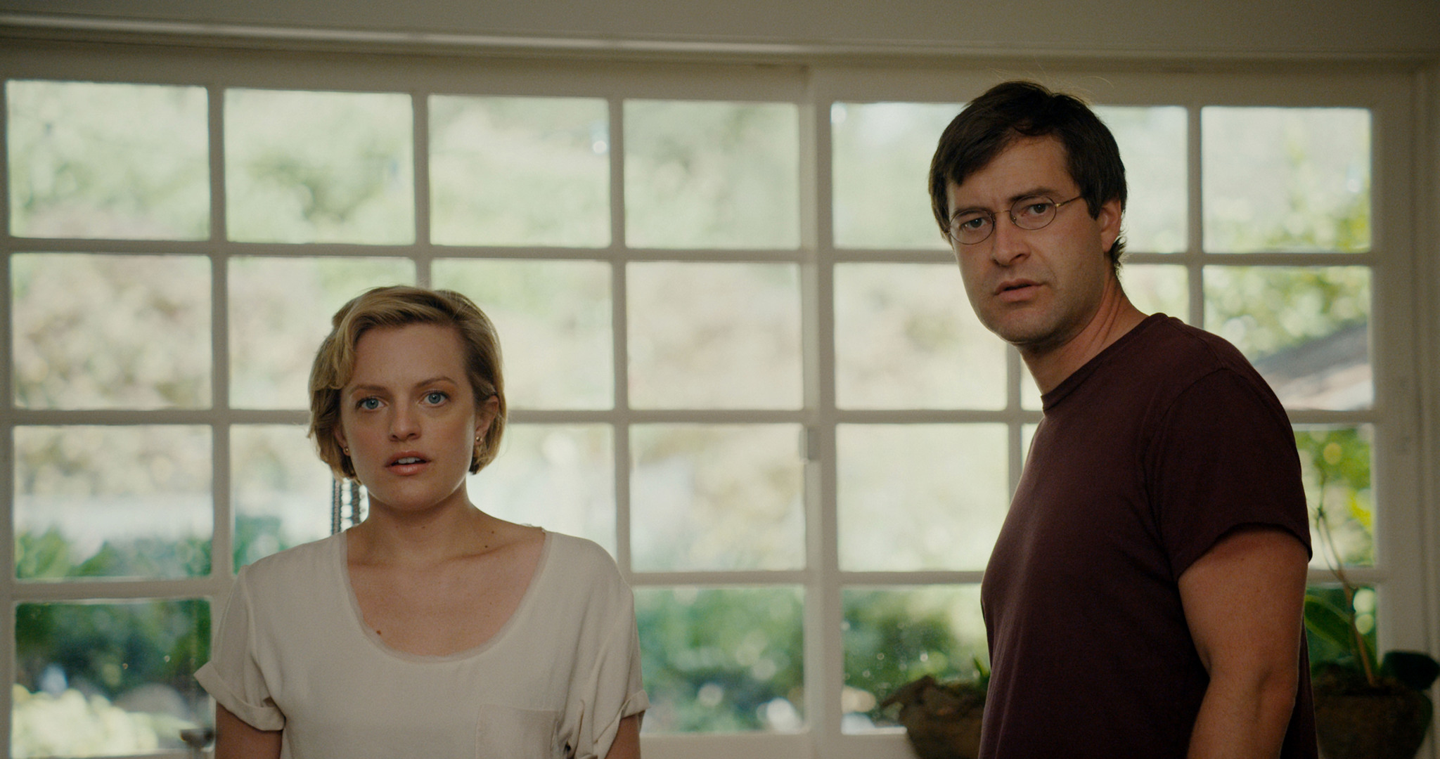 Elisabeth-Moss-and-Mark-Duplass-in-The-One-I-Love