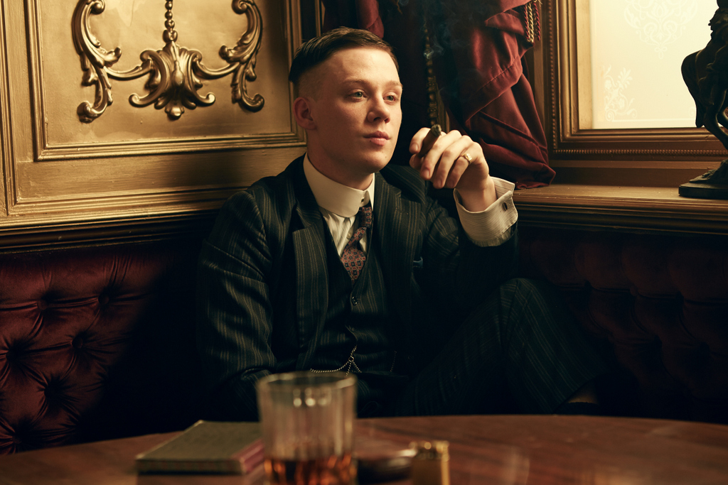 Peaky Blinders Season 2 - HeyUGuys