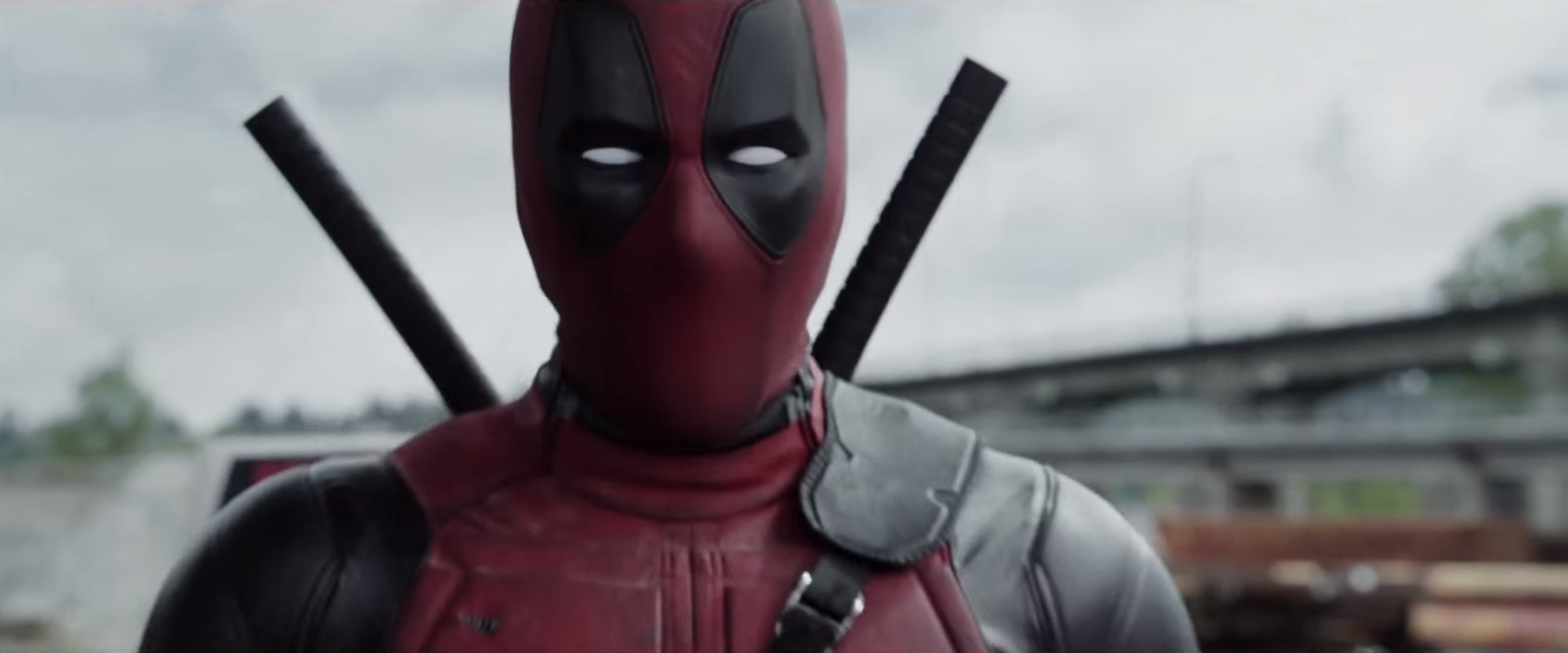 Райан рейнольдс дэдпул. Хью джекман дэдпул 2. Райан рейнольдс дэдпул. Райан рейнольдс дэдпул. Deadpool watch.