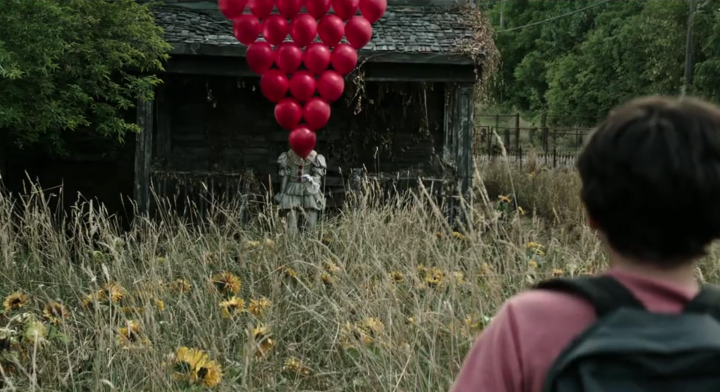 Stephen King's IT - First Full Movie Scene with Pennywise the Clown.