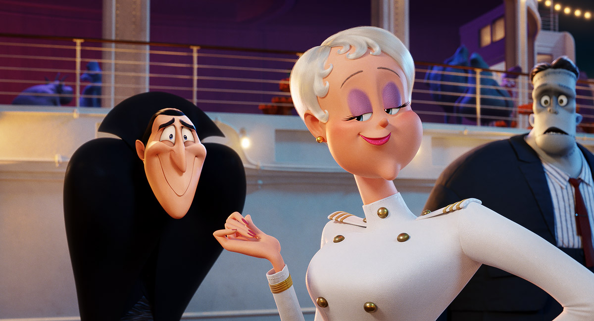 Drac is in the mood for love in new trailer for Hotel Transylvania 3 ...