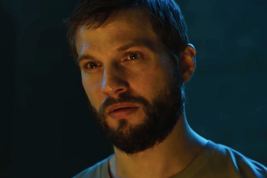 Leigh Whannell's Upgrade gets a bloody drenched red band trailer - HeyUGuys
