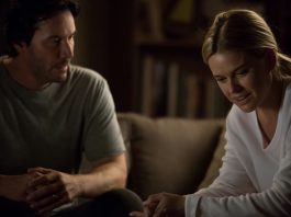 Keanu Reeves and Alice Eve in REPLICAS