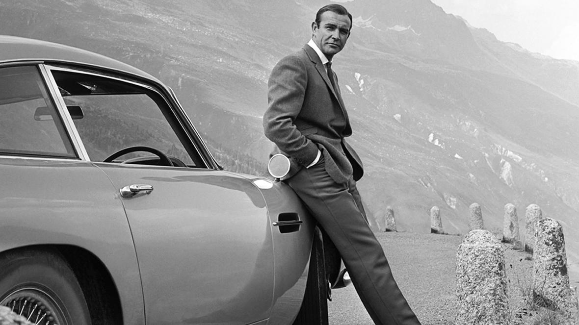 Sean Connery as James Bond 007 in Goldfinger (1964)