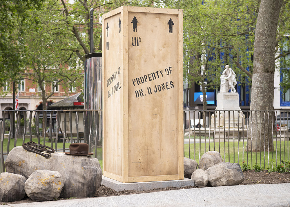 Box containing statue in Leicester Square