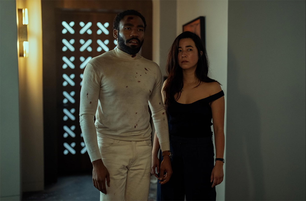Donald GLover and Maya Erskine in Prime Viseo series Mr. & Mrs. Smith